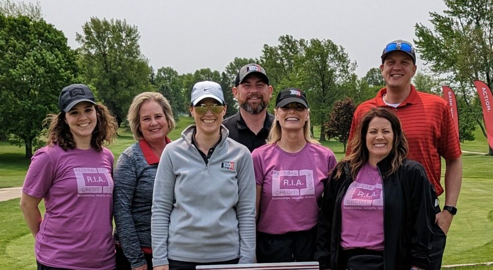 Group of R.I.A. employees at golf outing